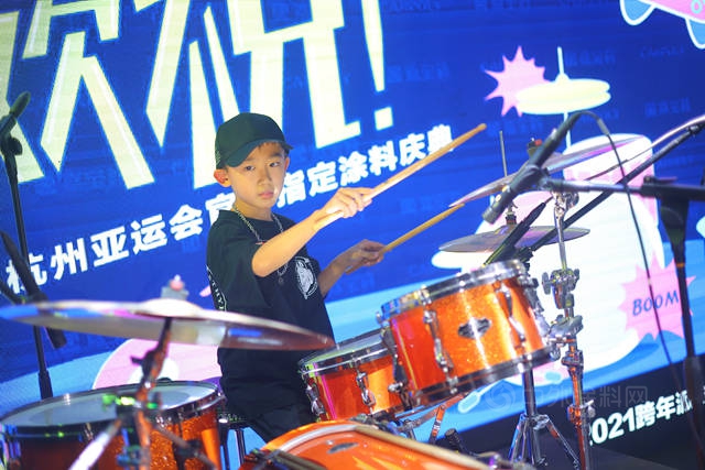 嘉寶莉：2022，為(wei) 熱愛努力！