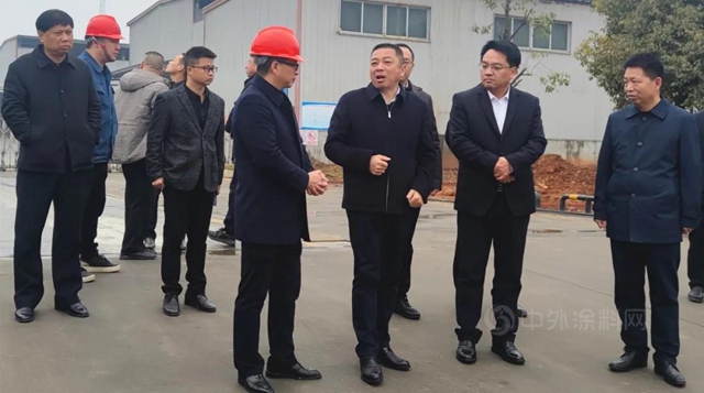 汨羅市委書(shu) 記朱平波蒞臨(lin) 新威淩公司汨羅生產(chan) 基地調研