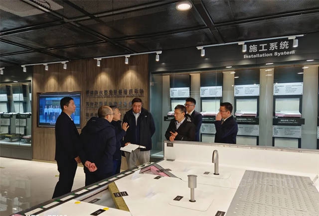中國建築防水協會(hui) 秘書(shu) 長朱冬青一行蒞臨(lin) 凱倫(lun) 高分子產(chan) 業(ye) 園參觀調研