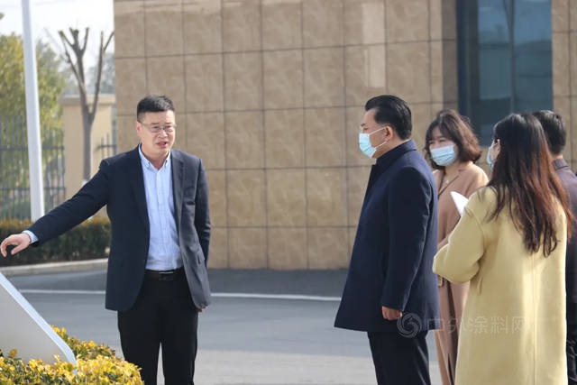 黃岡(gang) 市委副書(shu) 記、市長李軍(jun) 傑一行蒞臨(lin) 凱倫(lun) 股份視察調研