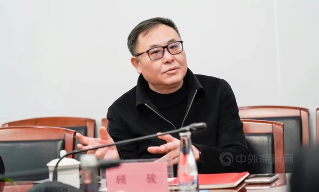 青浦區委政法委書(shu) 記顧駿蒞臨(lin) 亞(ya) 士頒發三項榮譽