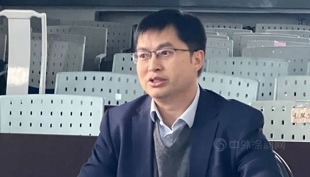 燈塔塗料銷售係統召開2022年開班動員會(hui) 暨任務指標責任狀簽訂儀(yi) 式