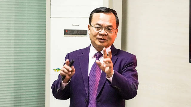 乘風破浪 奮勇前進 | 2022巴德士家具漆全國經銷商線上營銷峰會(hui) 圓滿落幕