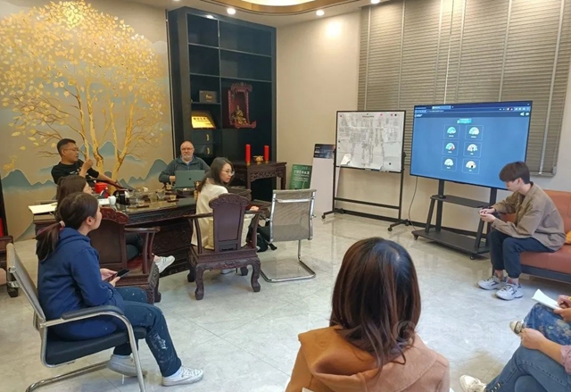 宏燕正式與(yu) 意大利著名色彩公司TINTALY達成戰略合作