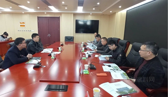 河南省塗料行業(ye) 協會(hui) 組織會(hui) 員單位考察孟州、汝州化工園區