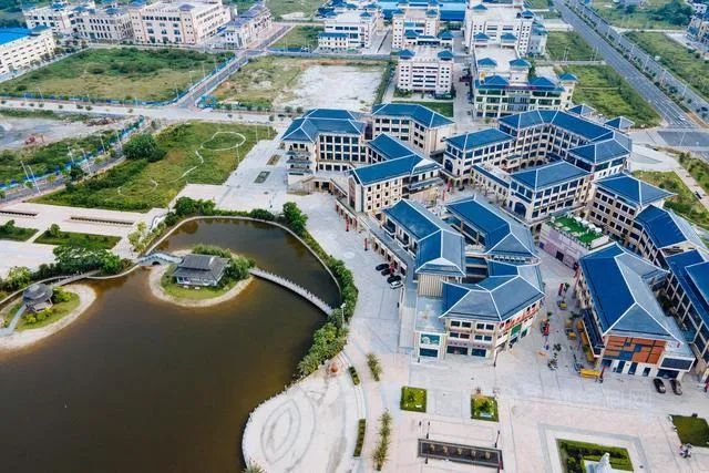 啟利漆助力國家4A級旅遊景區廣西合浦“月餅小鎮”外牆項目
