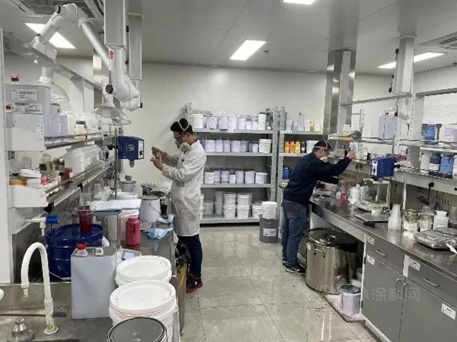 金力泰塗裝，智能百變新能源車馳援上海抗疫！