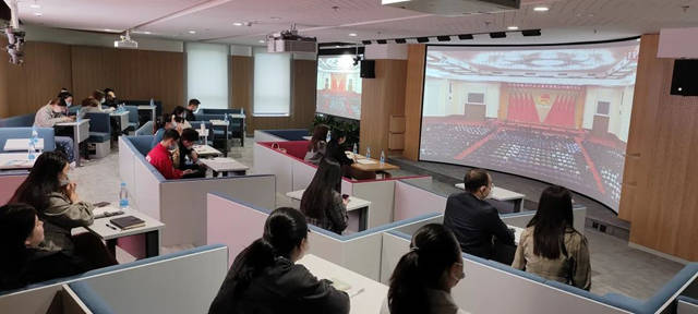 北新建材團委組織收看慶祝中國共產(chan) 主義(yi) 青年團成立100周年大會(hui) 直播