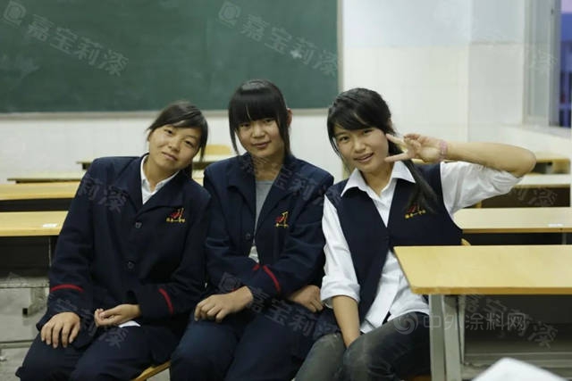助學子圓夢大學！嘉寶莉湖南工商大學助學計劃啟動！