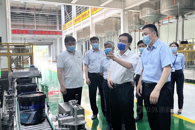 商丘市人大常委會(hui) 副主任、市總工會(hui) 主席姬脈常一行蒞臨(lin) 潔士美調研指導