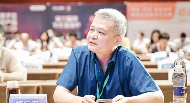 大宗化工品在逐漸下滑，第十三屆金漆獎資深專(zhuan) 家楊向宏現場掏幹貨