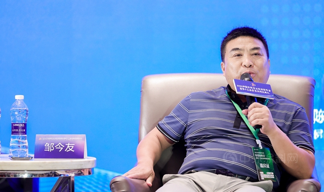 億(yi) 商大咖七十二變思想鋒戰！金漆獎峰會(hui) 經銷商論壇經銷新未來！