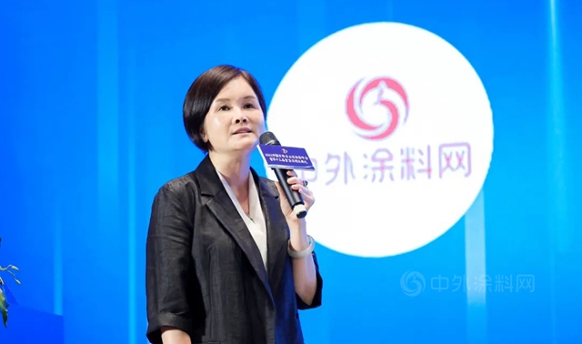 疫路成長，共享共贏|瑞豐(feng) 董事長周賽珍出席2022中國塗料企業(ye) 經銷商峰會(hui) 並作主題演講