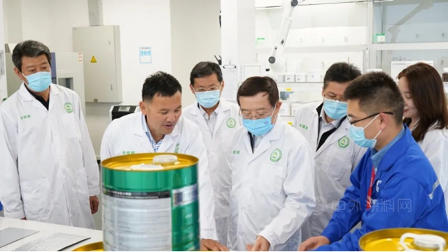 馳騁百萬(wan) 億(yi) 新賽道！學習(xi) 東(dong) 方雨虹如何逐光而行