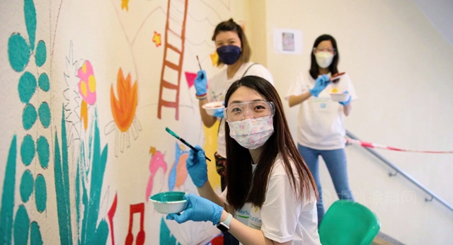 為(wei) 全球25所學校美化！PPG利用暑期熱情刷新教育空間