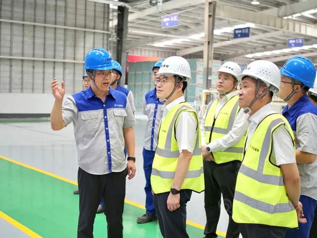 區域協同發展 | 尹自波調研北新建材在津企業(ye) 