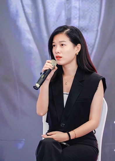 家•裝•設計 暨 首屆住宅設計產(chan) 業(ye) 協會(hui) 行業(ye) 論壇成功舉(ju) 辦