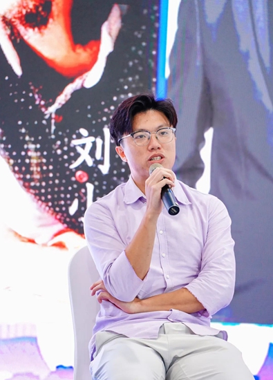 家•裝•設計 暨 首屆住宅設計產(chan) 業(ye) 協會(hui) 行業(ye) 論壇成功舉(ju) 辦