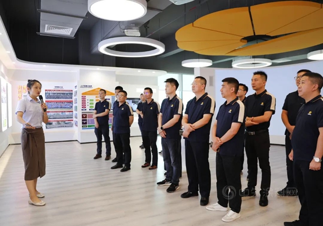 展辰家具漆2022年中經營分析會(hui) 圓滿召開