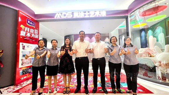 美塗士布局135，助經銷商成為(wei) 當地藝術漆第一、乳膠漆前三