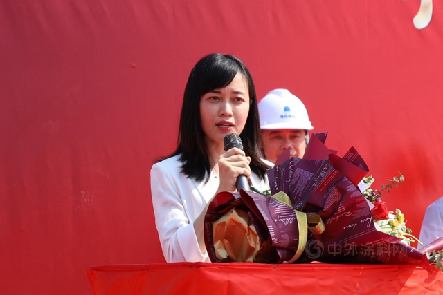 君子蘭(lan) 新建環保塗料研發生產(chan) 基地奠基儀(yi) 式隆重舉(ju) 行