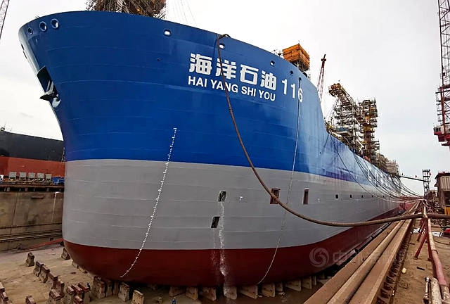 中遠關(guan) 西為(wei) “海洋石油116”FPSO披上盔甲 揚帆起航