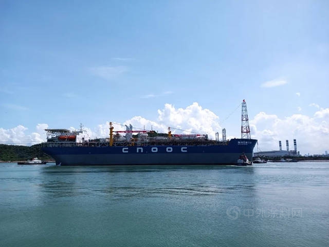 中遠關(guan) 西為(wei) “海洋石油116”FPSO披上盔甲 揚帆起航
