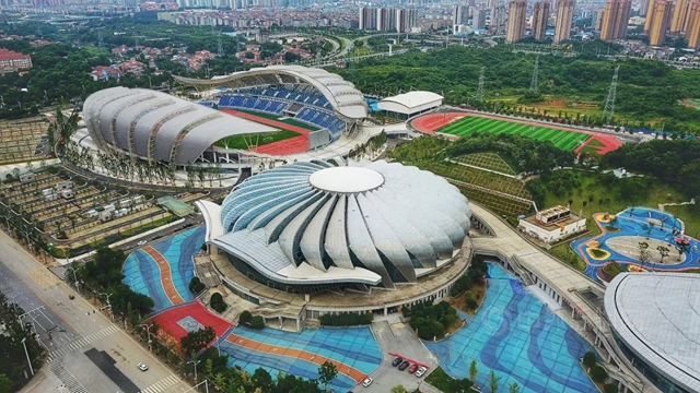 三棵樹工程助力嶽陽市體(ti) 育中心項目，六位一體(ti) 集成係統推進“全民健身”工程再升級