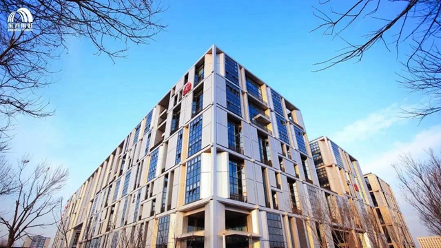 東(dong) 方雨虹把工廠變成“光伏屋頂體(ti) 驗店”，光伏新賽道全麵發力