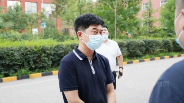北京市大興(xing) 區委常委、區政協黨(dang) 組副書(shu) 記、統戰部部長張博一行蒞臨(lin) 富思特安定生產(chan) 基地考察指導