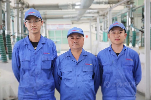 西北永新塗料有限公司製漆廠榮獲“甘肅省創新型班組”、“甘肅省示範性勞模創新工作室”榮譽稱號