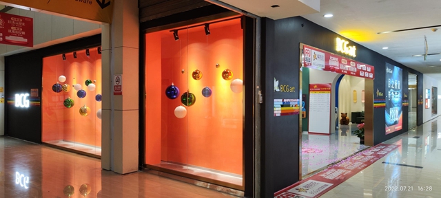 紫荊花“5.0版本行業(ye) 標杆藝術塗料形象店”突破100家！