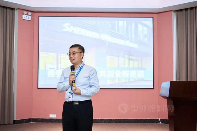 走進宣偉(wei) 華潤，順德家具企業(ye) &設計機構共探家居色彩新趨勢