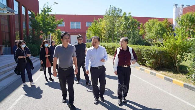 北京市大興(xing) 區人大城建環保委領導蒞臨(lin) 富思特視察指導