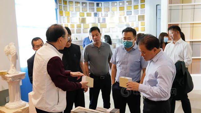 北京市大興(xing) 區人大城建環保委領導蒞臨(lin) 富思特視察指導