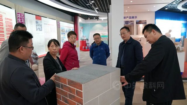 中國塗料工業(ye) 協會(hui) 領導一行蒞臨(lin) 富思特考察指導