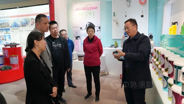 中國塗料工業(ye) 協會(hui) 領導一行蒞臨(lin) 富思特考察指導