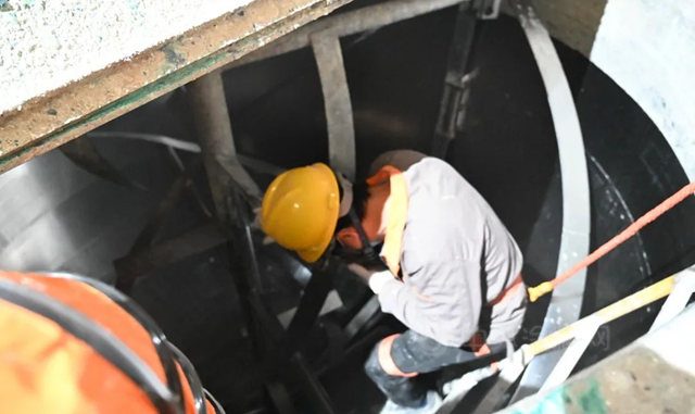長沙紫荊花塗料開展消防滅火和有限空間作業(ye) 應急救援演練活動