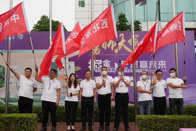 招商收官，銷售立下軍(jun) 令狀，美塗士藝術漆全力破億(yi) 