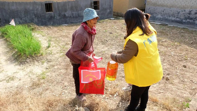 百川化工：慰問孤寡老人 傳(chuan) 遞溫情暖人心