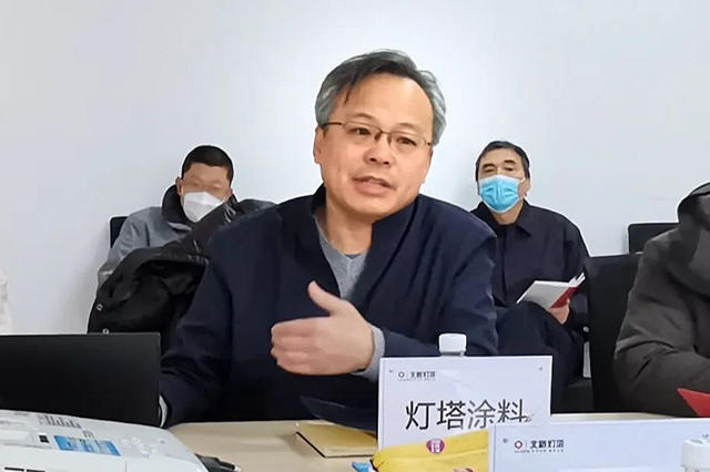 天津市經開區黨(dang) 委常委馬建軍(jun) 同誌及管委會(hui) 領導一行對北新燈塔南港工業(ye) 基地進行現場調研