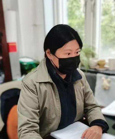 展辰第一位完成全馬的女將！也是目前唯一一個(ge) ！