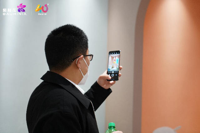紫荊花40周年品牌升級，以嶄新形象開啟品牌新征程