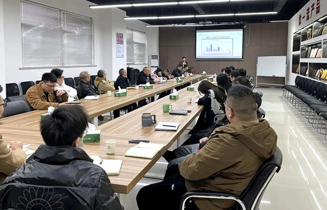 悉奧塗料舉(ju) 行營銷中心、大客戶中心新年工作會(hui) 議
