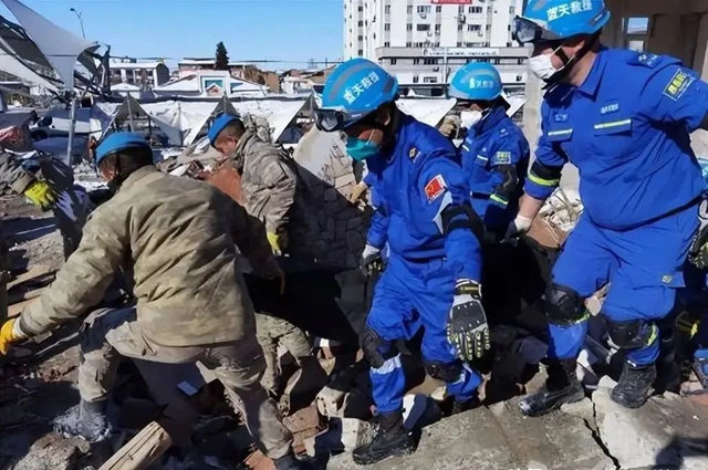 守望相助，集泰股份向土耳其災區捐贈2000件毛毯及睡袋