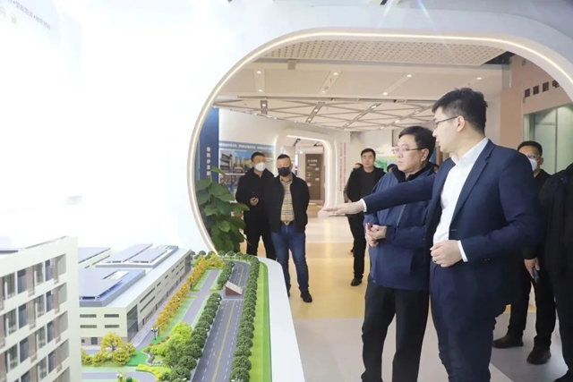 北新建材與(yu) 哈爾濱市城鄉(xiang) 發展集團、哈爾濱簡約新型建材簽署三方戰略合作協議