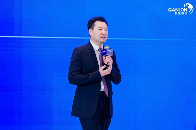 2023，凱倫(lun) 變了