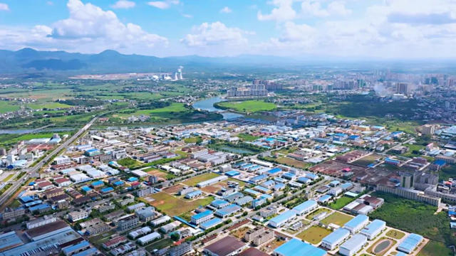 南雄塗料產(chan) 業(ye) 成功入圍國家級中小企業(ye) 特色產(chan) 業(ye) 集群