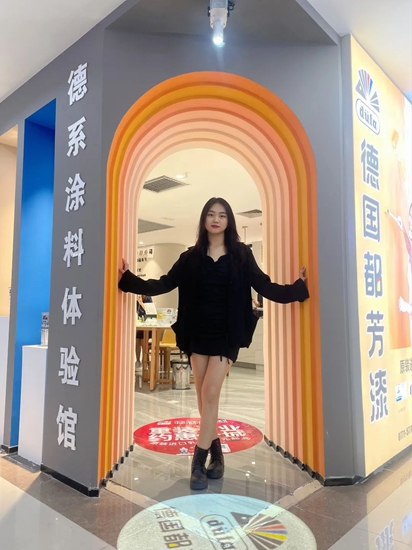“漆姐”祁麗(li) 麗(li) ：好生意女人幫，守底線聚人脈