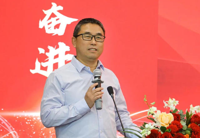 展辰新材駐深單位召開2022年度表彰大會(hui) 